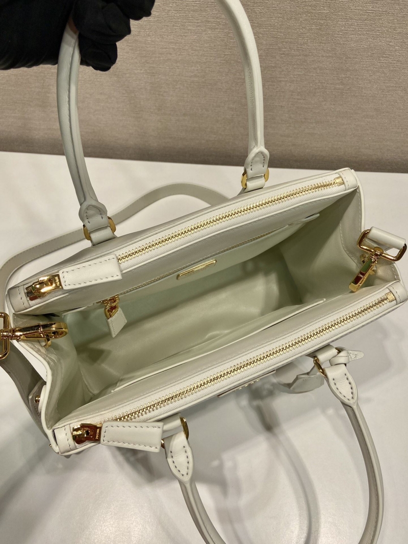 Pra*a top handle bags